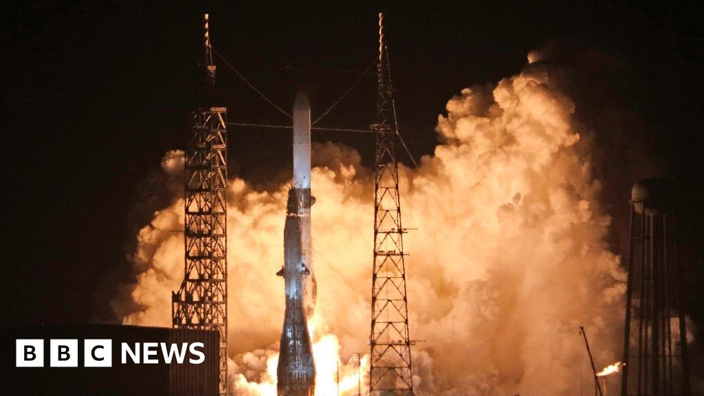 A new Glenn rocket launch challenges Elon Musk’s space dominance