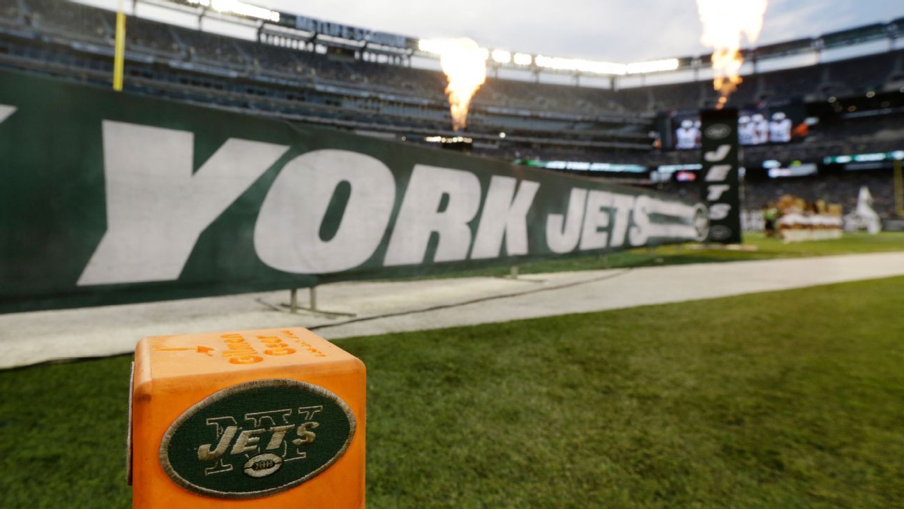 Bron – Lions’ Tanner Engstrand take over as Jets OC