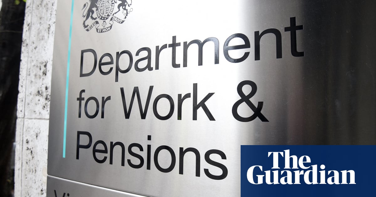 The DWP’s crackdown could lead to people being banned from driving if social security debts remain unpaid | Advantages