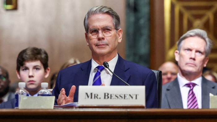 Scott Bessent pushes a gradual 2.5% universal plan of American tariffs