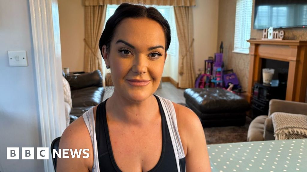 Love Island Star helped me to find “fat -built” condition