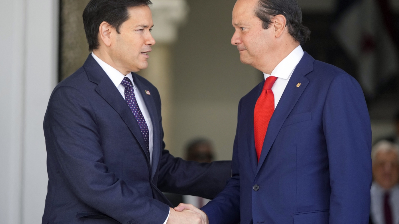 Rubio demands Panama Curb Chinese influence around the canal: NPR