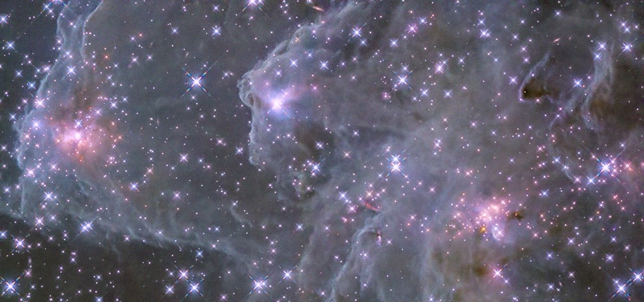 Hubble reveals a glittering view of SH2-284