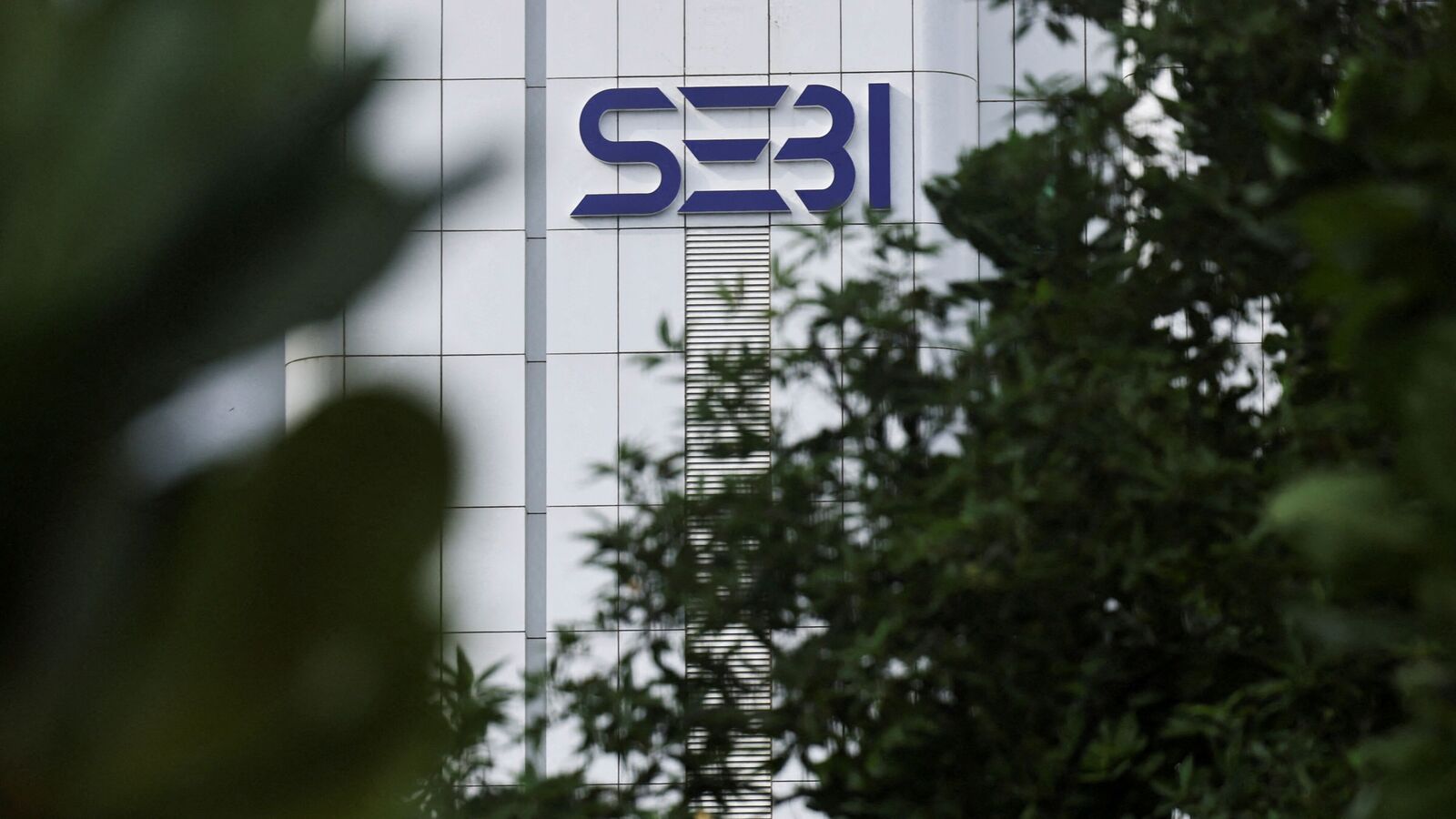 Sebi proposes to limit the expiry of derivatives to Tuesdays or Thursdays