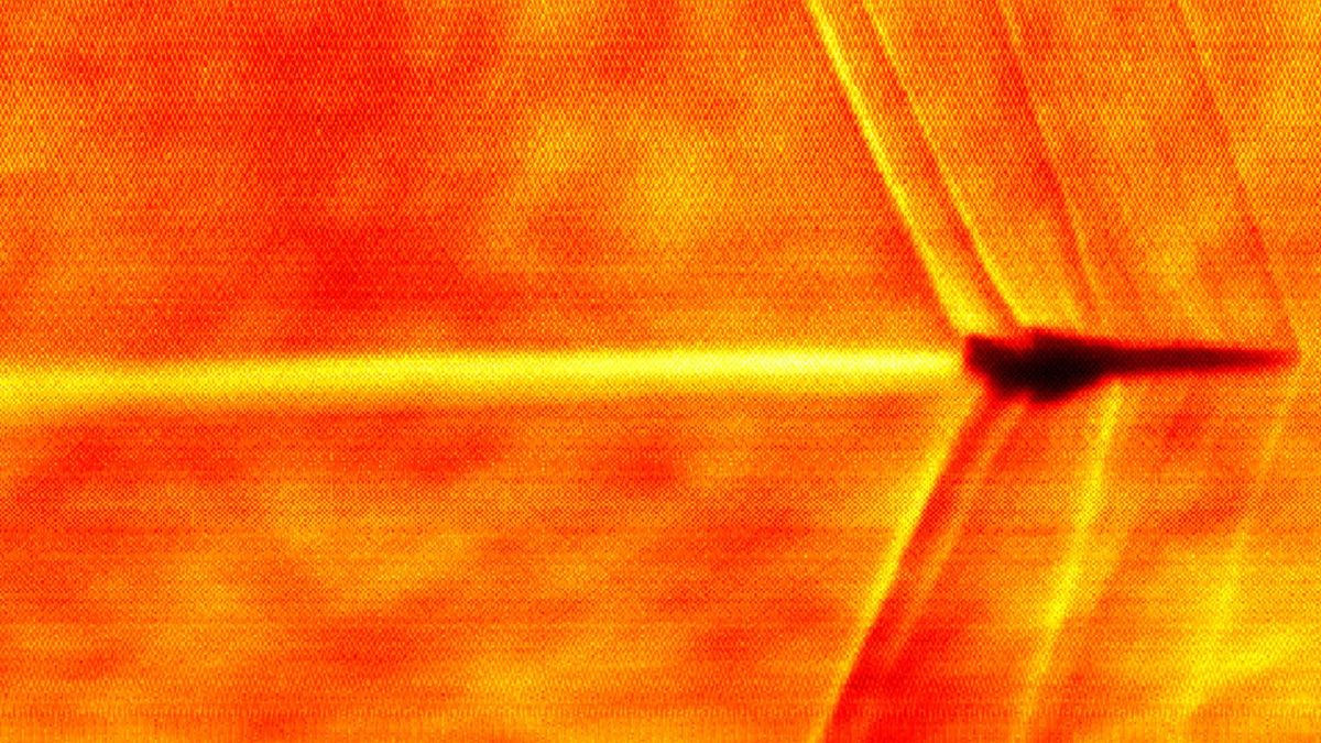 Boom SuperSonic’s XB-1 Het flew out in front of the sun so that Nasa could take this amazing photo of shock wave