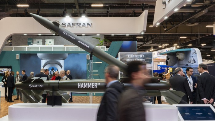 France and Germans collide with weapons “Buy the EU”