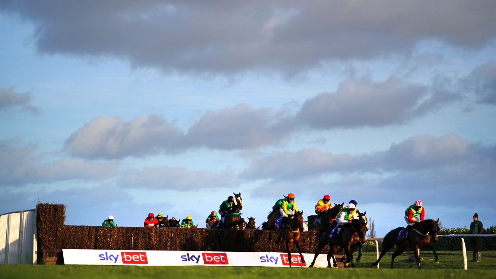 Today on Sky Sports Racing: Doncaster, Southwell and Wolverhampton organize busy tickets | Racing news