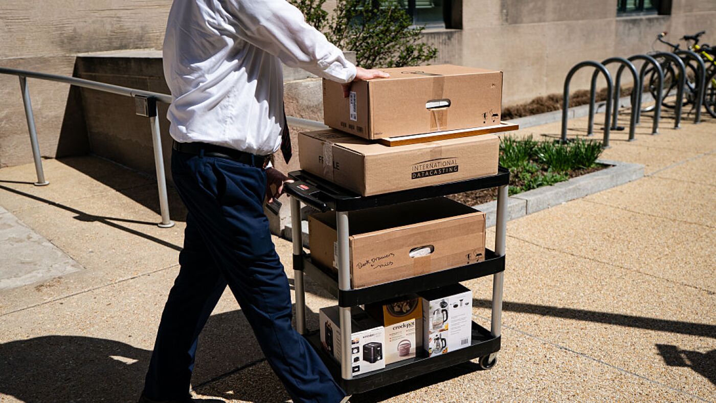Chaotic HHS layoffs leave employees at CDC, FDA and NIH Reeling: Recordings