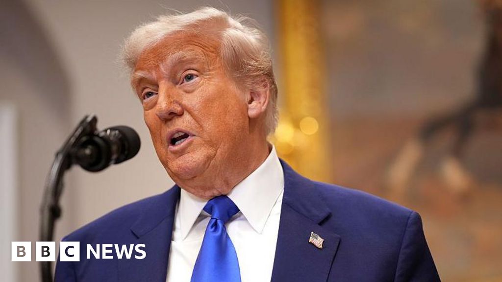 Trump threatens the rates for Apple iPhones and EU products