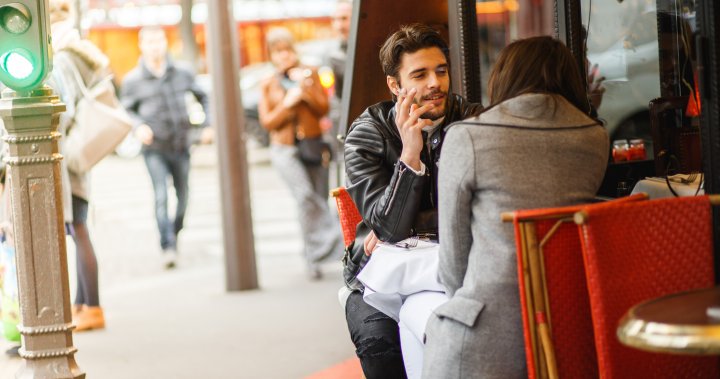 France prohibits smoking in almost all public public spaces – National