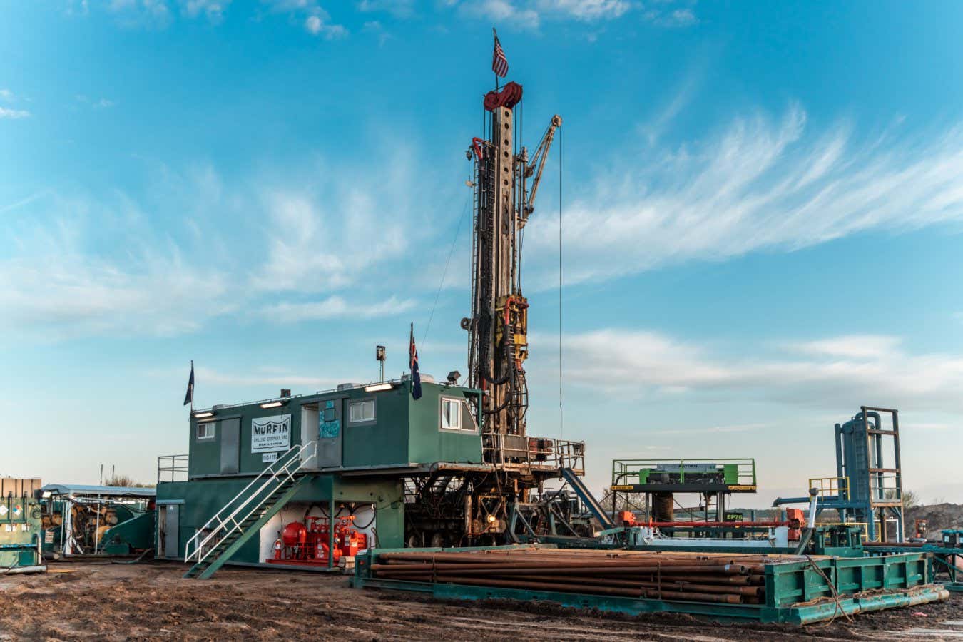 Prospectors who hunt hydrogen along the American continental rask