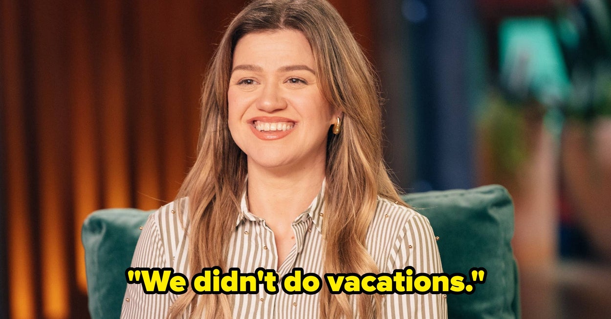 Kelly Clarkson shares why her mother took fake photos