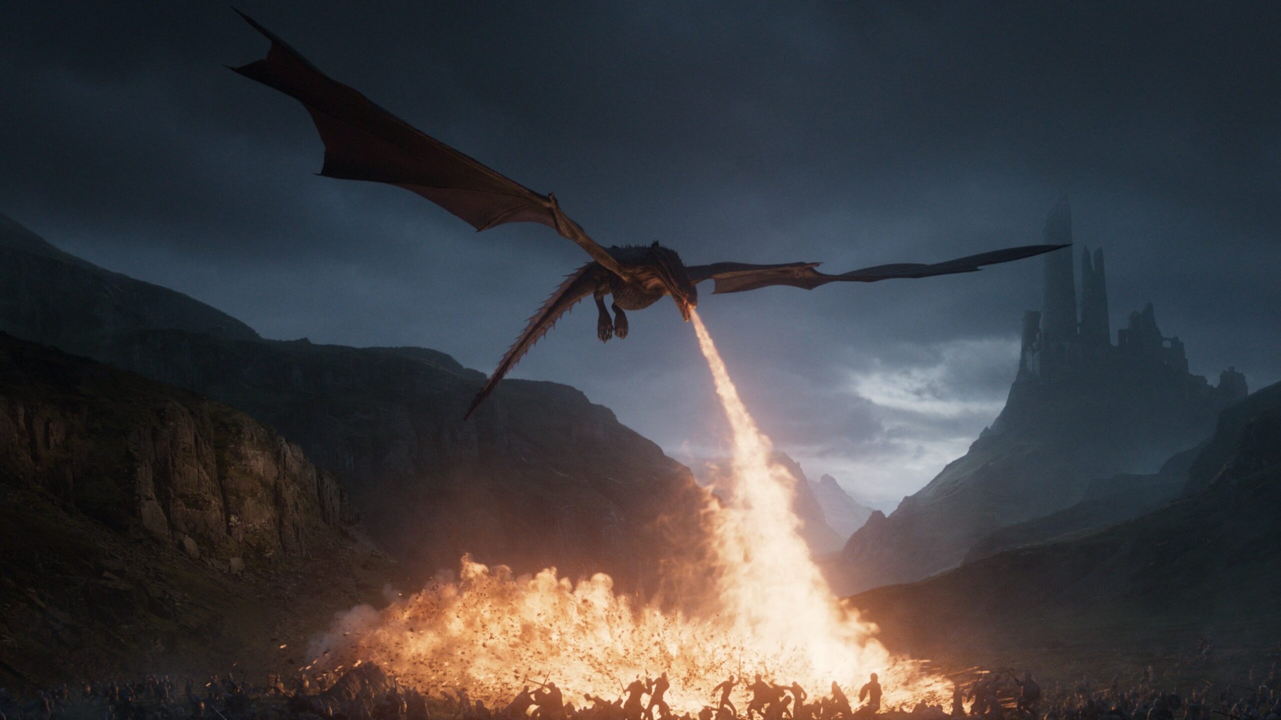 Game of Thrones: War For Westeros cinematic trailer preview of one of the dragons, it's flying over head in the dark and lighting up ground units