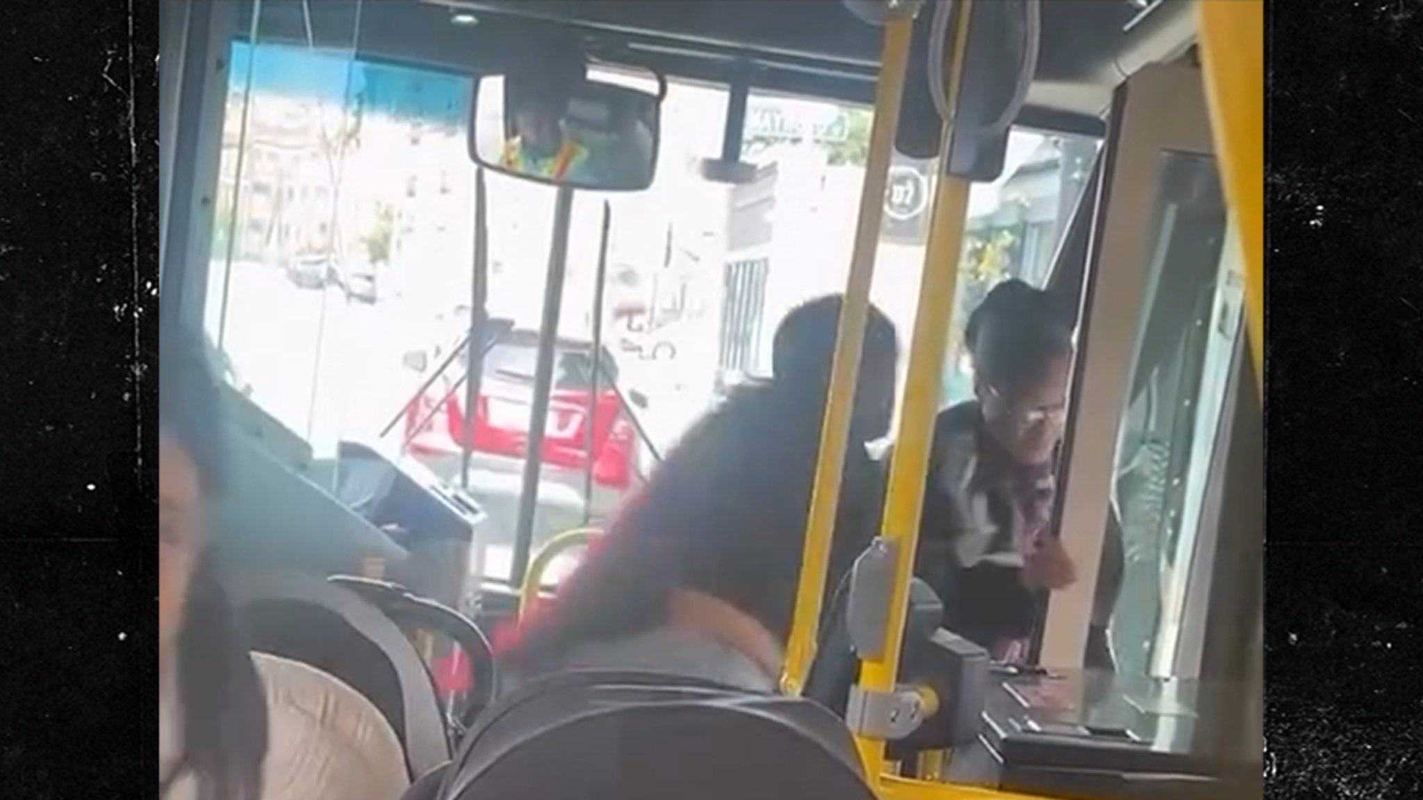 Insane commuter pushes violent older woman out of the bus on video