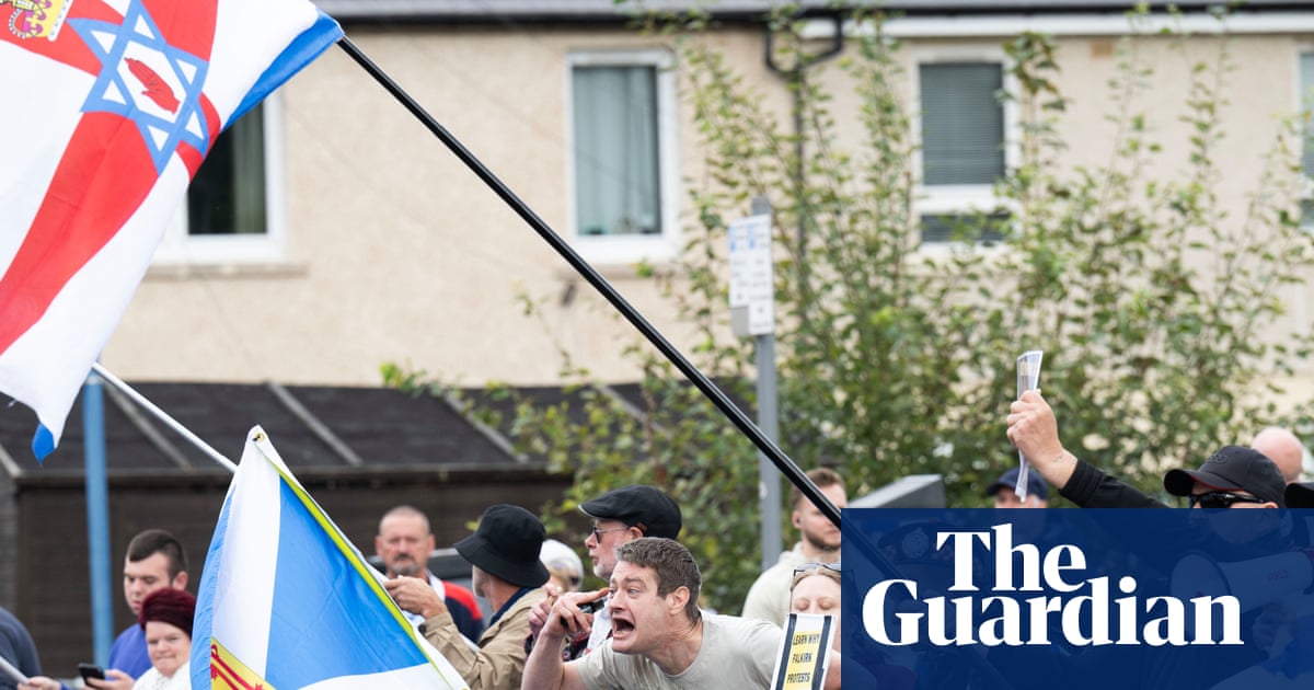 Anti-migrant activists can target rental houses, warn charity organizations | Immigration and asylum
