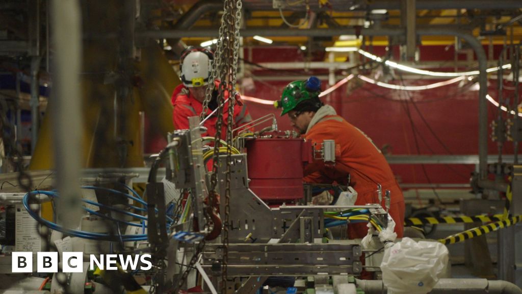 Shell tolerates a new climate assessment for Jackdaw Gas Field