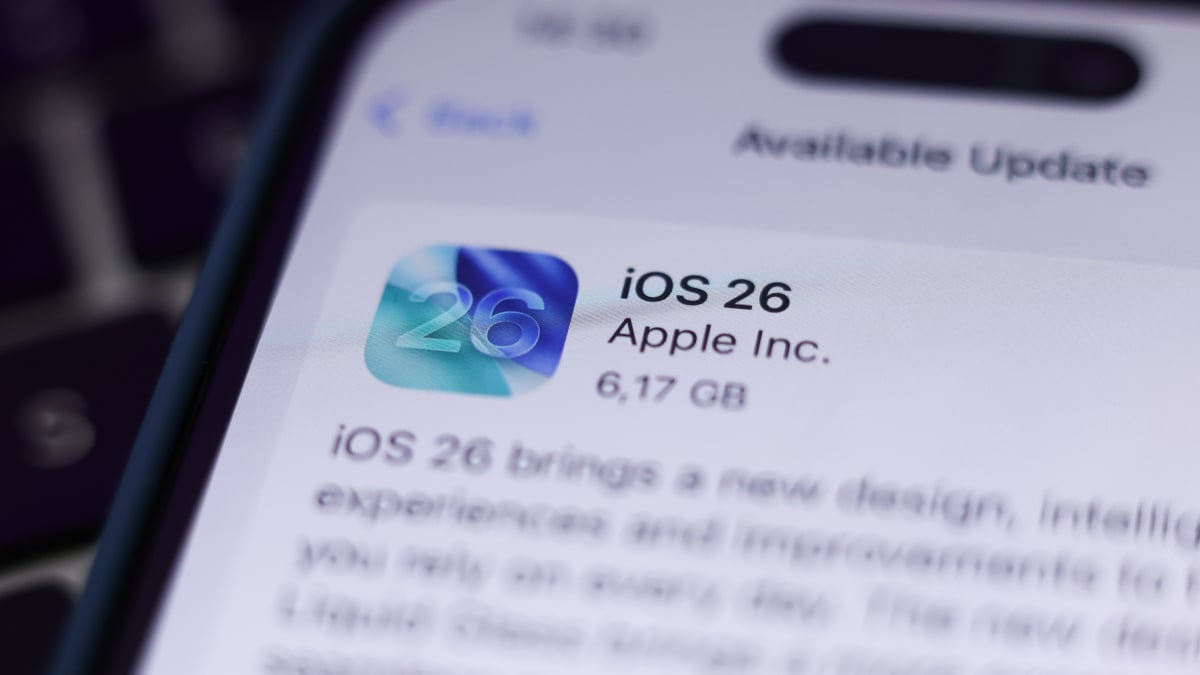 Can you delete iOS 26?