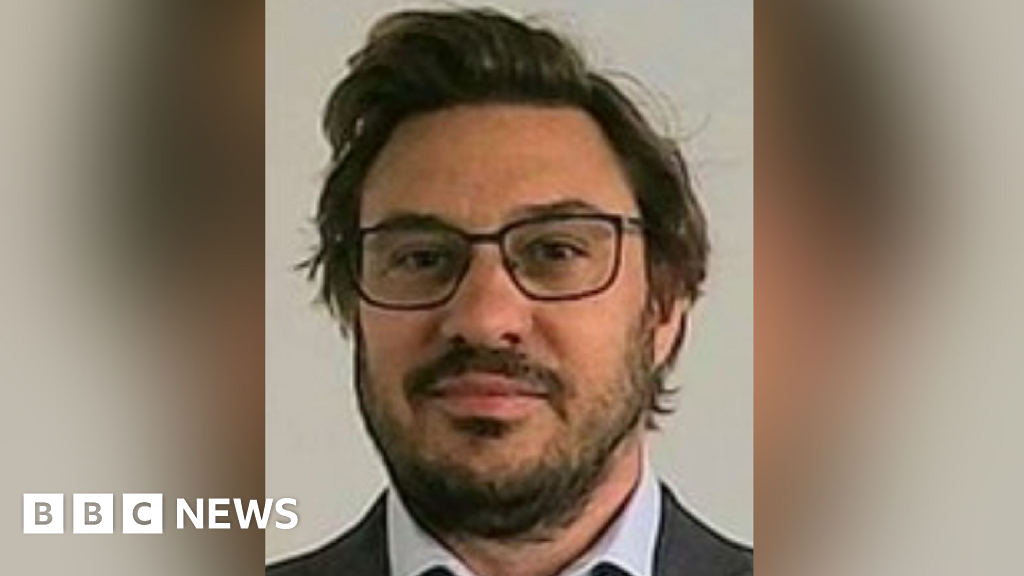 Britain’s Reform councilor in Dartford defects to the Conservatives